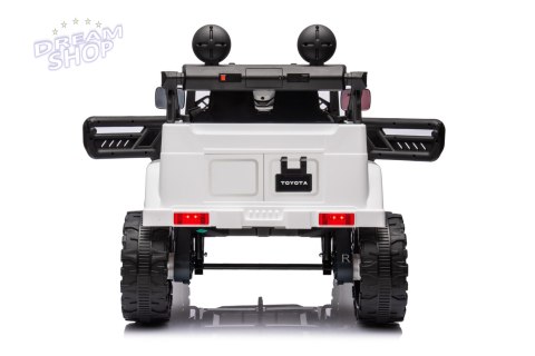Pojazd Toyota FJ Cruiser Biały Pojazd Toyota FJ Cruiser Biały