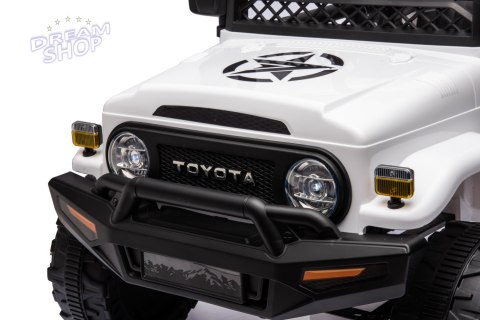 Pojazd Toyota FJ Cruiser Biały Pojazd Toyota FJ Cruiser Biały