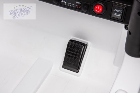 Pojazd Toyota FJ Cruiser Biały Pojazd Toyota FJ Cruiser Biały