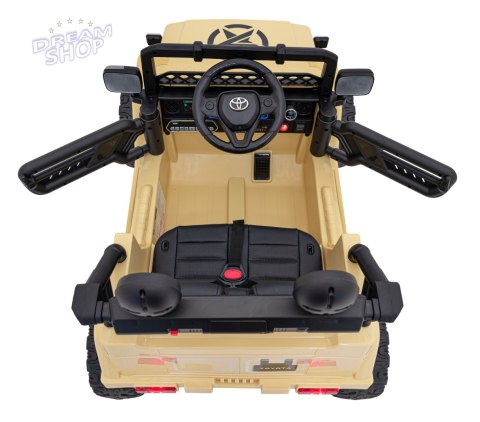 Pojazd Toyota FJ Cruiser Beżowy Pojazd Toyota FJ Cruiser Beżowy