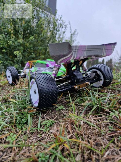 Samochód zdalnie sterowny na pilota RC WLToys 104002 1:10 4WD 2,4Ghz Samochód zdalnie sterowny na pilota RC WLToys 104002 1:10 4WD 2,4Ghz