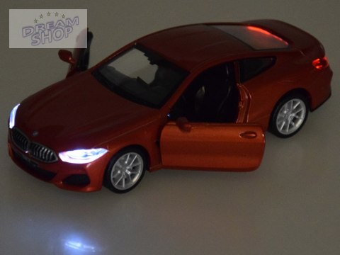 Metalowe auto model 1:35 BMW M850i Coupe światło dźwięk ZA4612 Metalowe auto model 1:35 BMW M850i Coupe światło dźwięk ZA4612
