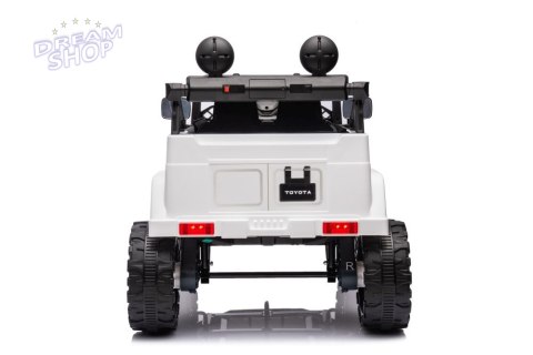 Auto Na Akumulator Toyota FJ Biała 4x4 Auto Na Akumulator Toyota FJ Biała 4x4