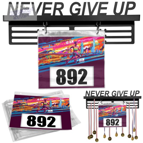 Wieszak na medale i numery startowe NEVER GIVE UP Wieszak na medale i numery startowe NEVER GIVE UP