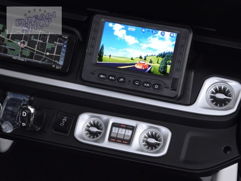 Auto na akumulator Mercedes G klasa 63 AMG 4x4 Panel Radio 2osoby PA0309 Auto na akumulator Mercedes G klasa 63 AMG 4x4 Panel Radio 2osoby PA0309