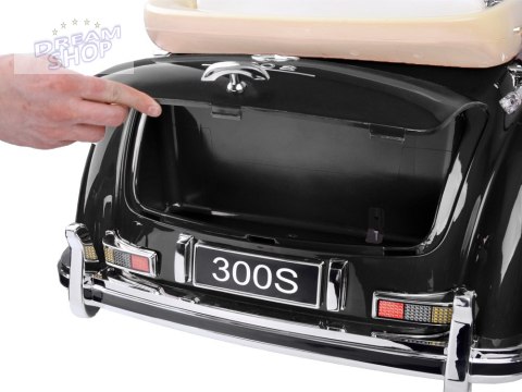 Auto MERCEDES 300s LAKIER radio pilot PA0082 M