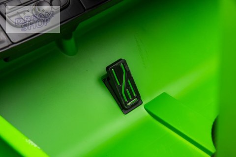 Auto Na Akumulator Mercedes G63 XXL Zielony 24V Auto Na Akumulator Mercedes G63 XXL Zielony 24V