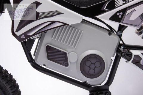 Motor Crossowy Na Akumulator A9901 Biały 36V Motor Crossowy Na Akumulator A9901 Biały 36V