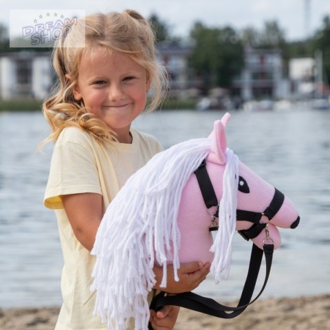 Skippi - lekki mały hobby horse A5 - różowy - prezent na dzień dziecka Skippi - lekki mały hobby horse A5 - różowy - prezent na dzień dziecka