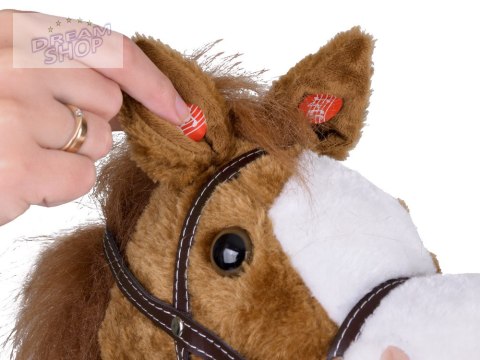 Hobby Horse Koń na patyku Dźwięk galopu i rżenia + ruchomy pysk ZA5442 Hobby Horse Koń na patyku Dźwięk galopu i rżenia + ruchomy pysk ZA5442