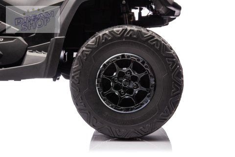 Quad Can Am Outlander ATV z Pilotem Czarny Quad Can Am Outlander ATV z Pilotem Czarny