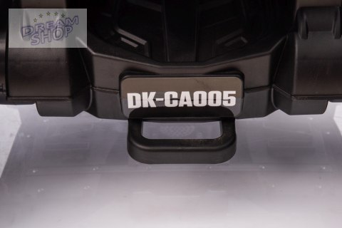 Quad Can Am Outlander ATV z Pilotem Czarny Quad Can Am Outlander ATV z Pilotem Czarny