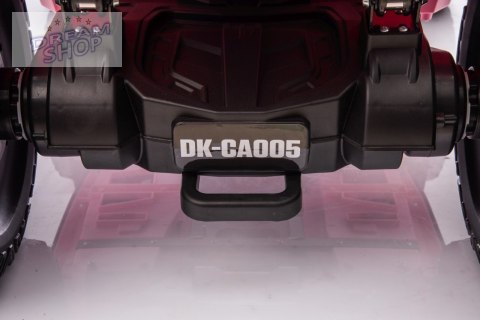 Quad Can Am Outlander ATV z Pilotem Różowy Quad Can Am Outlander ATV z Pilotem Różowy