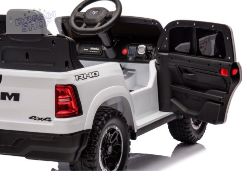Auto Na Akumulator ZB618 Dodge Ram Biały Auto Na Akumulator ZB618 Dodge Ram Biały