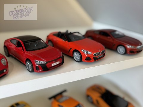 Auto metalowe model Alfa Romeo 8C Competizione skala 1:32 światła ZA4607 Auto metalowe model Alfa Romeo 8C Competizione skala 1:32 światła ZA4607