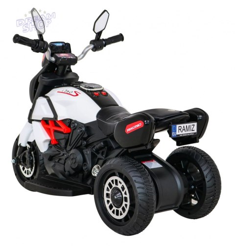 Motorek Fast Tourist na akumulator dla dzieci Biały + Audio + Światła + Ekoskóra Motorek Fast Tourist na akumulator dla dzieci Biały + Audio + Światła + Ekoskóra