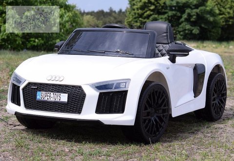 ORYGINALNE AUDI R8 SPYDER W NAJLEPSZEJ WERSJI, MIĘKKIE SIEDZENIE, PILOT 2.4 GHZ/ 2198 ORYGINALNE AUDI R8 SPYDER W NAJLEPSZEJ WERSJI, MIĘKKIE SIEDZENIE, PILOT 2.4 GHZ/ 2198