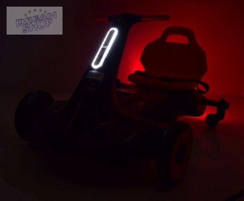 SZYBKI DRIFTUJĄCY GOKART, BLUETOOTH, ŚWIATŁA NOWOŚĆ/BDQ-8108 SZYBKI DRIFTUJĄCY GOKART, BLUETOOTH, ŚWIATŁA NOWOŚĆ/BDQ-8108