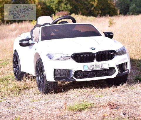 ORYGINALNE BMW M5 24V Z FUNKCJĄ DRIFTU - MIĘKKIE KOŁA, MIĘKKIE SIEDZENIE /SX2118 ORYGINALNE BMW M5 24V Z FUNKCJĄ DRIFTU - MIĘKKIE KOŁA, MIĘKKIE SIEDZENIE /SX2118