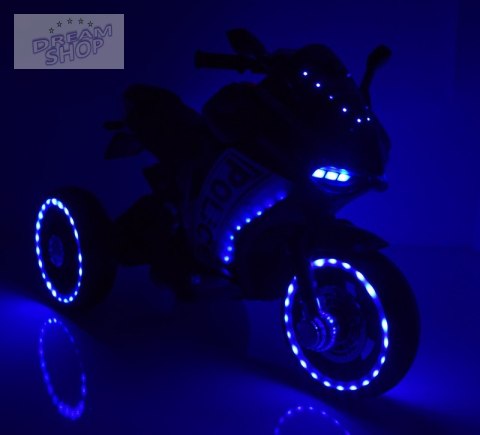 DUŻY MOTOR ŚCIGACZ STRONG 2 EXCLUSIVE, ŚWIECĄCE KOŁA, 3 KOŁOWY/HT6188 DUŻY MOTOR ŚCIGACZ STRONG 2 EXCLUSIVE, ŚWIECĄCE KOŁA, 3 KOŁOWY/HT6188