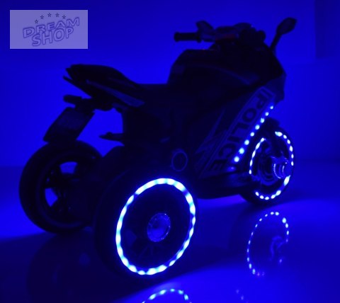 DUŻY MOTOR ŚCIGACZ STRONG 2 EXCLUSIVE, ŚWIECĄCE KOŁA, 3 KOŁOWY/HT6188 DUŻY MOTOR ŚCIGACZ STRONG 2 EXCLUSIVE, ŚWIECĄCE KOŁA, 3 KOŁOWY/HT6188