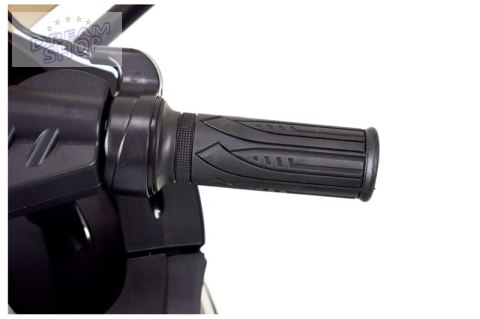 MEGA MOTOR ŚCIGACZ STRONG 2 EXCLUSIVE, ŚWIECĄCE KOŁA, GAZ W MANETCE, HAMULEC/DLS07 MEGA MOTOR ŚCIGACZ STRONG 2 EXCLUSIVE, ŚWIECĄCE KOŁA, GAZ W MANETCE, HAMULEC/DLS07