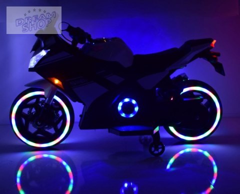 MEGA MOTOR ŚCIGACZ STRONG 2 EXCLUSIVE, ŚWIECĄCE KOŁA, GAZ W MANETCE, HAMULEC/DLS07 MEGA MOTOR ŚCIGACZ STRONG 2 EXCLUSIVE, ŚWIECĄCE KOŁA, GAZ W MANETCE, HAMULEC/DLS07