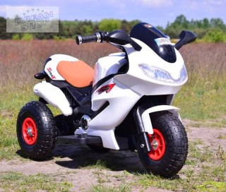 SUPER ŚCIGACZ MOTOR SPORT - POMPOWANE KOŁA, PILOT, IMITACJA WYDECHU, /HZBB1188