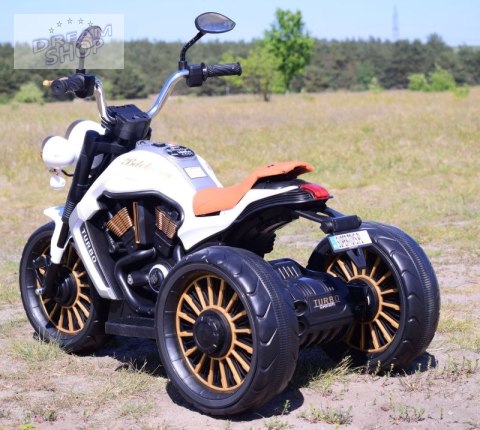 WIELKI MOTOR CHOPPER, MIĘKKIE KOŁA, MIĘKKIE SIEDZENIE/BDL1388 WIELKI MOTOR CHOPPER, MIĘKKIE KOŁA, MIĘKKIE SIEDZENIE/BDL1388
