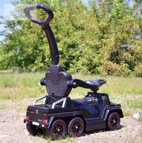 JEŹDZIK NA AKUMULATOR, PCHACZ, ODPYCHACZ MERCEDES G 63 AMG 6X6, MIĘKKIE KOŁA, DASZEK , STEROWANIE RĄCZKĄ /1838 LONG