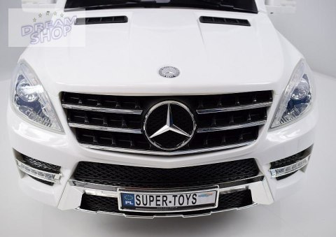 MERCEDES ML350 AMG TRZY SILNIKI, FUNKCJA BUJANIA,MIĘKKIE KOŁA, MIĘKKIE SIEDZENIE, MOCNY/ML350