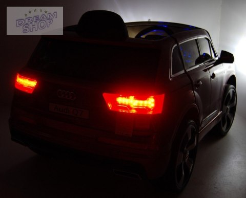 ORYGINALNE AUDI Q7 W NAJLEPSZEJ WERSJI, LAKIER/ 2188 ORYGINALNE AUDI Q7 W NAJLEPSZEJ WERSJI, LAKIER/ 2188