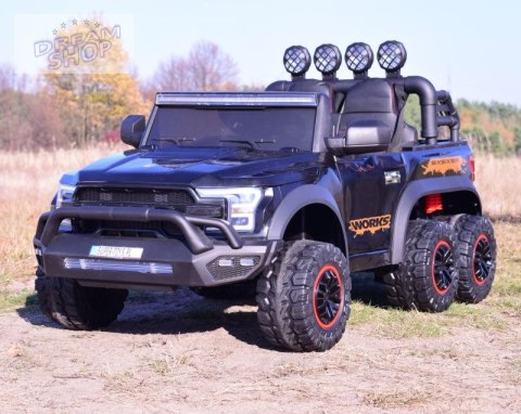 MEGA JEEP WORKS SIX 4X4, 2 X 12V MĘKKIE KOŁA, MIĘKKIE SIEDZENIE/JC003 MEGA JEEP WORKS SIX 4X4, 2 X 12V MĘKKIE KOŁA, MIĘKKIE SIEDZENIE/JC003