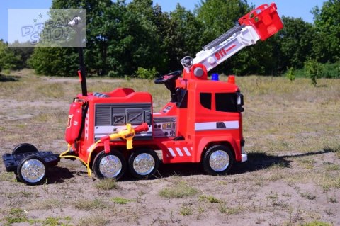 OLBRZYMIA STRAŻ Z ARMATKĄ WODNĄ NA AKUMULATOR+ PODEST DLA RODZICA , PILOT, RĄCZKA/LBB911 OLBRZYMIA STRAŻ Z ARMATKĄ WODNĄ NA AKUMULATOR+ PODEST DLA RODZICA , PILOT, RĄCZKA/LBB911