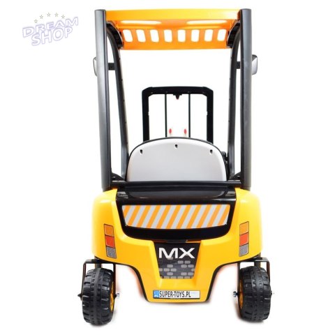 WIELKI WÓZEK WIDŁOWY Z OBROTOWYMI KÓŁKAMI/XMX638