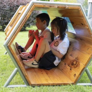 CLASSIC WORLD Drewniany Tunel z Oknami do Czołgania Plac Zabaw