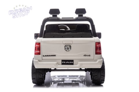 Pojazd RAM 3500 Biały Pojazd RAM 3500 Biały