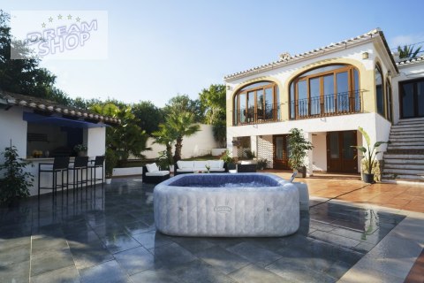 Dmuchane Spa San-Francisco 7 osobowe 230 x 230 x 71 cm Bestway 6001Q Dmuchane Spa San-Francisco 7 osobowe 230 x 230 x 71 cm Bestway 6001Q