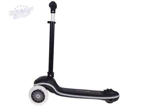 Balansowa hulajnoga SCOOTER 3-kołowa KOLOROWE ŚWIATEŁKA i MUZYKA SP0812 Balansowa hulajnoga SCOOTER 3-kołowa KOLOROWE ŚWIATEŁKA i MUZYKA SP0812