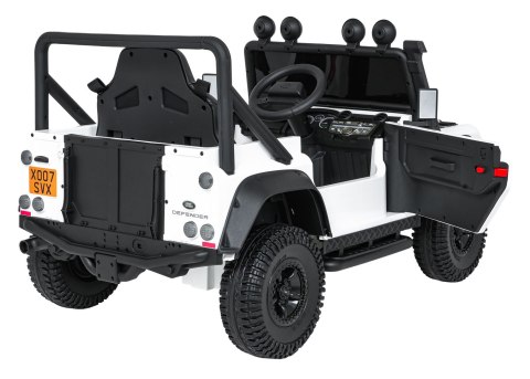 Pojazd Land Rover Defender 110 SVX Concept Biały