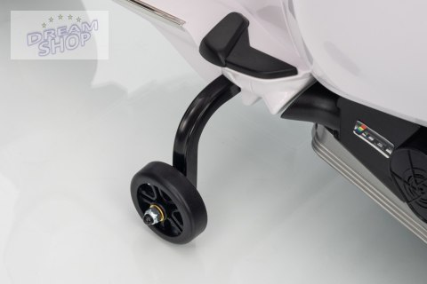 Pojazd Skuter Vespa ROMA Biały
