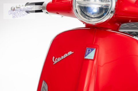Pojazd Skuter Vespa ROMA Czerwony
