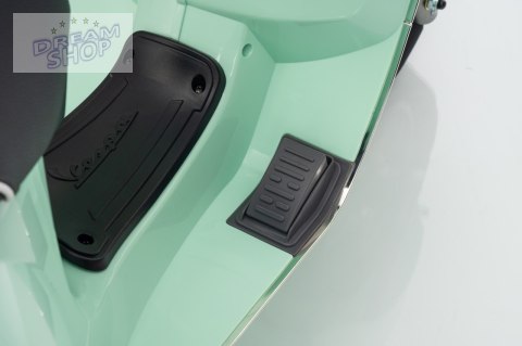 Pojazd Skuter Vespa ROMA Zielony