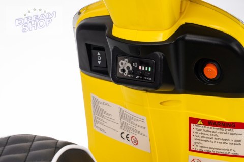 Pojazd Skuter Vespa ROMA Żółty