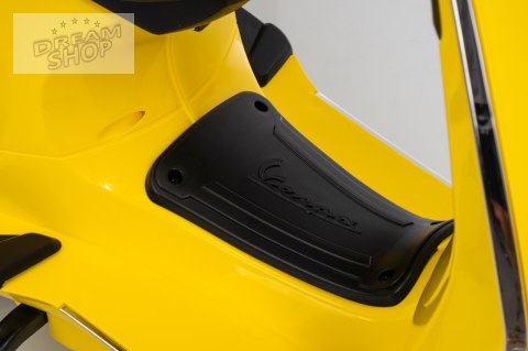 Pojazd Skuter Vespa ROMA Żółty