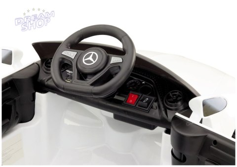 Pojazd Na Akumulator Mercedes KL-1666-1 Biały Pojazd Na Akumulator Mercedes KL-1666-1 Biały