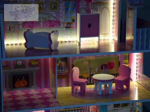 RÓŻOWY Drewniany domek dla lalek + mebelki + oświetlenie LED ZA4130