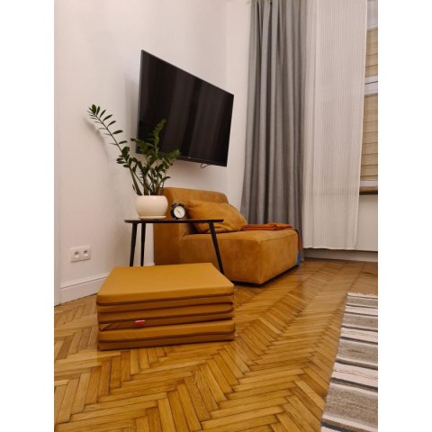 MATERAC GIMNASTYCZNY SKŁADANY BRĄZOWY 180CM BENCHK