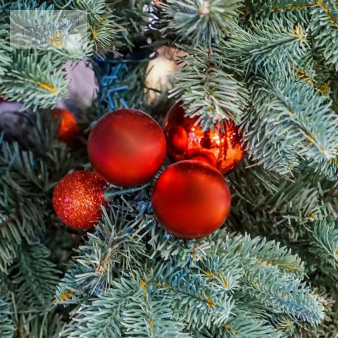 BOMBKA DEKORACYJNA PLASTIKOWA BEZPIECZNA 6SZT 80MM CZERWONY