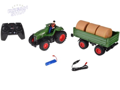 Sterowany Traktor na pilota z przyczepą + bale siana traktorzysta RC0717